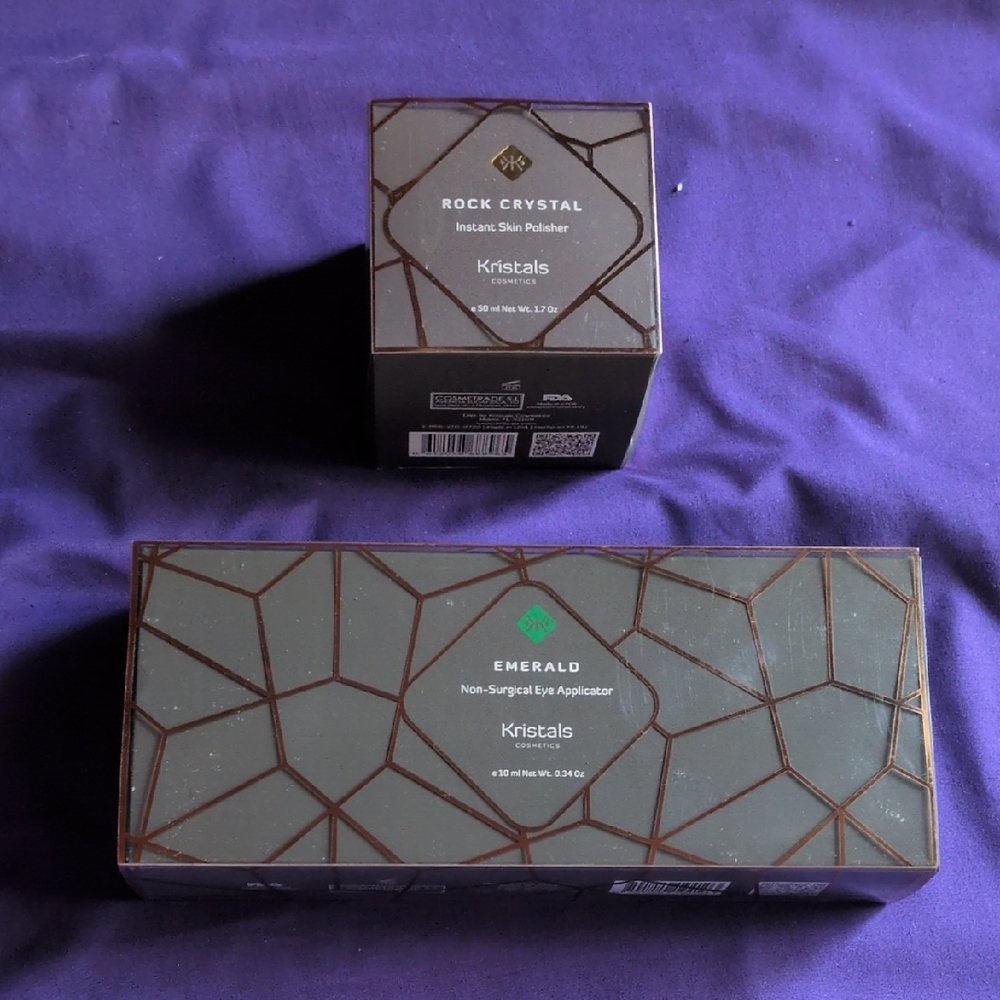 Rock Crystal and Emerald Skincare Duo - Gray